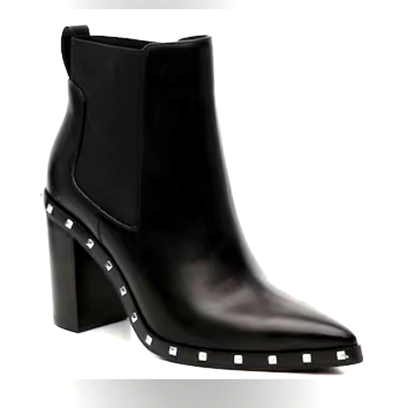 Charles David Shoes - Charles By Charles David Dodger Chelsea Boot - Size: 7.5